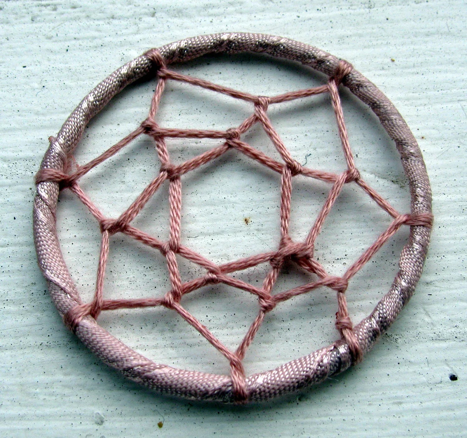 Hänge tyg - Drömfångare Rosa 45mm 1 styck Grekisk Metall