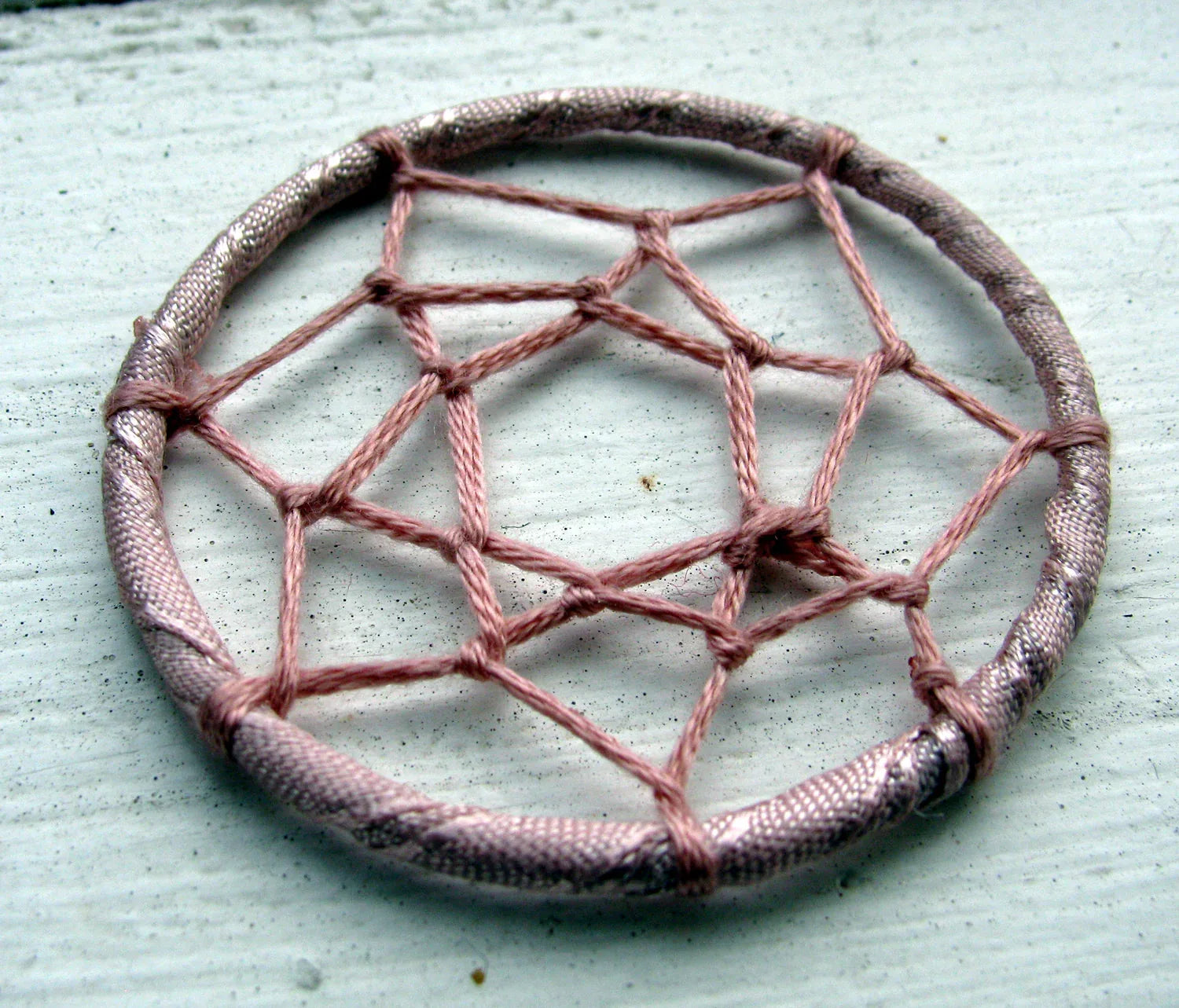 Hänge tyg - Drömfångare Rosa 45mm 1 styck Grekisk Metall
