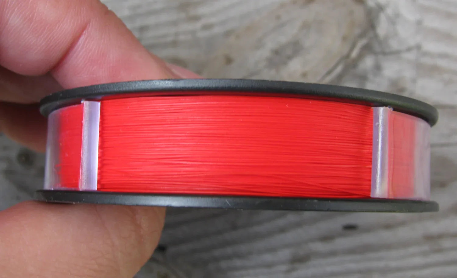 Wildfire 0,06 - Röd 50 yards Beadalon