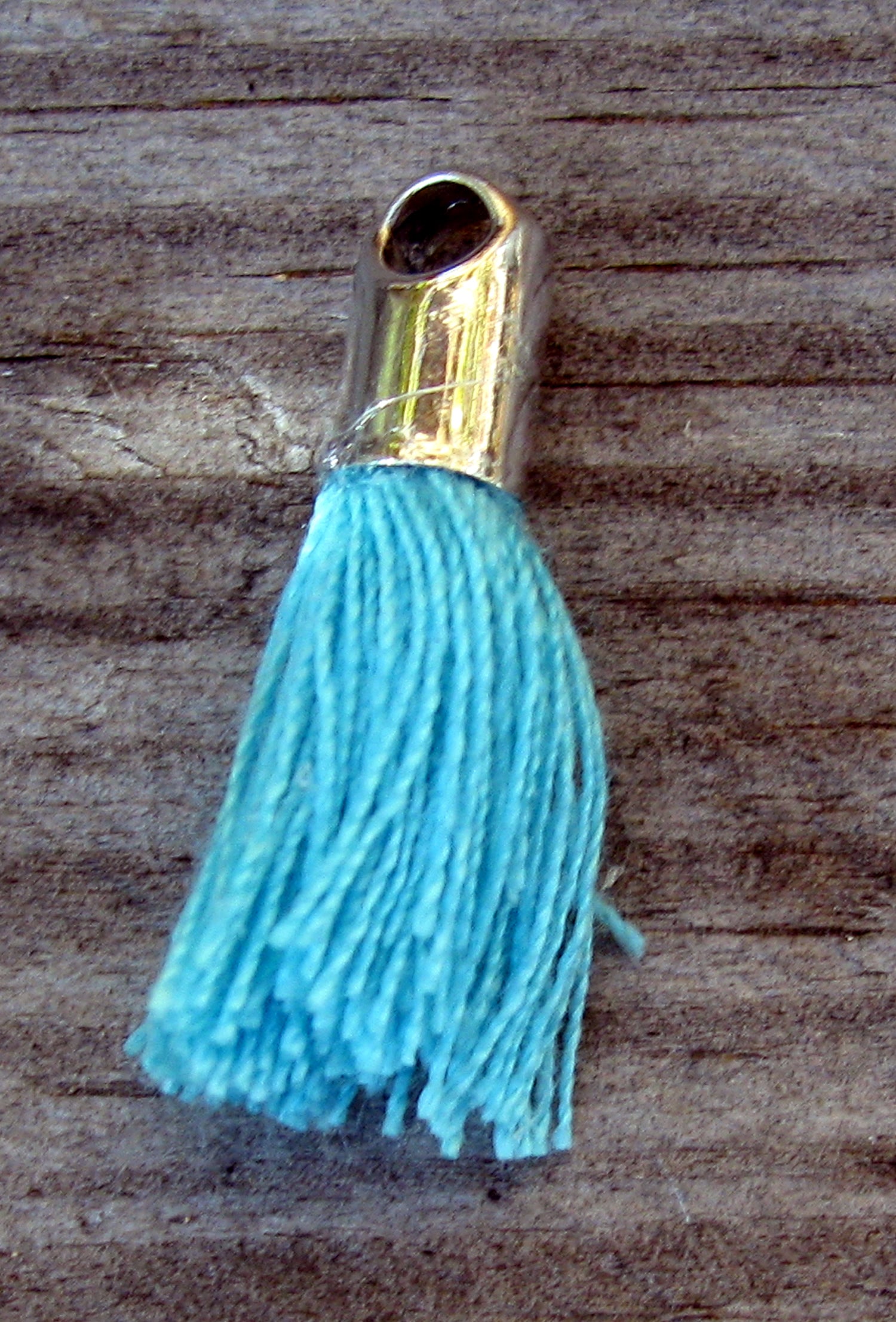 Bomullstofs - Ljusblå 18mm 1 styck Grekisk Metall