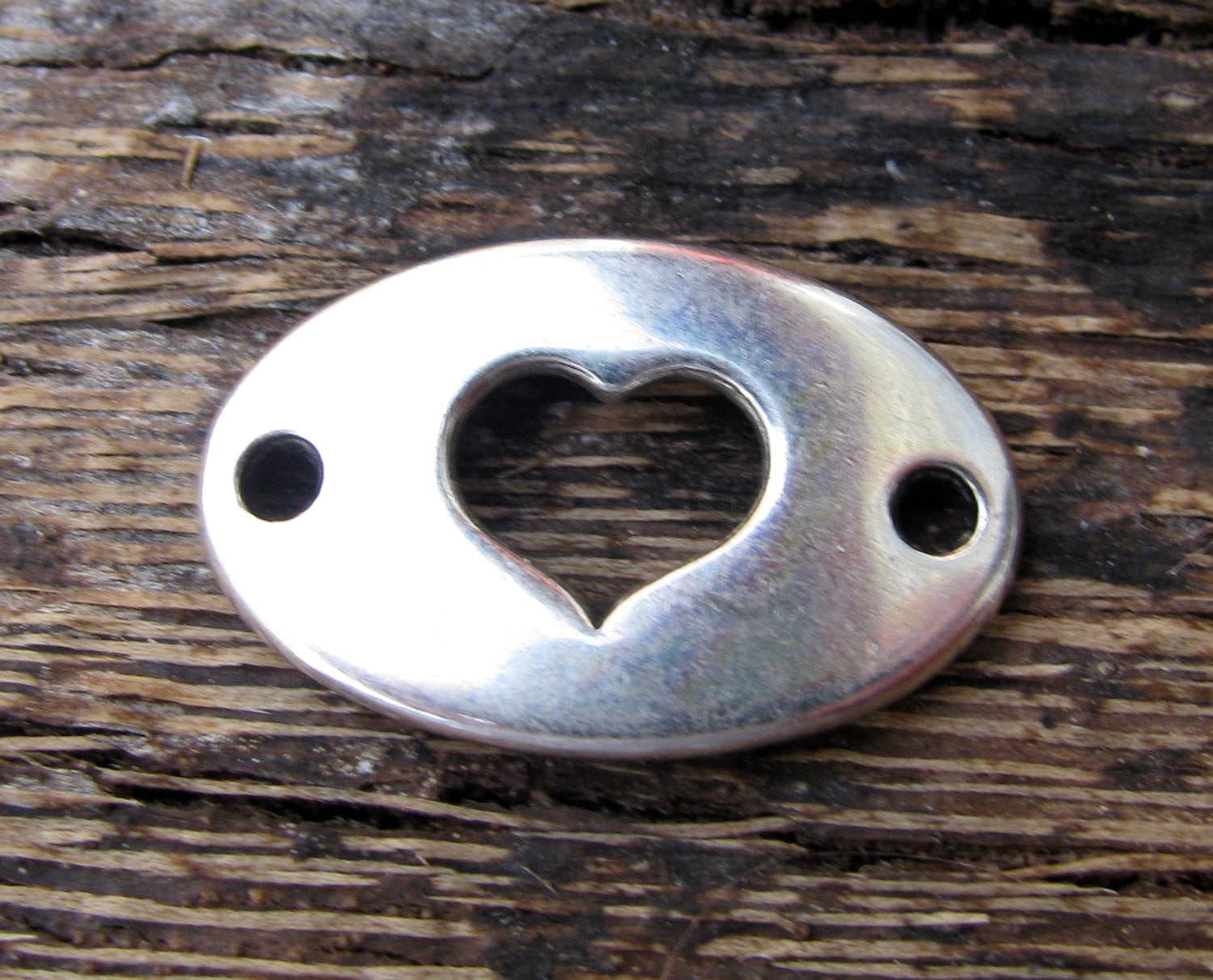 Connector Silverfärgad - Oval med hjärta 20x13mm 1 styck Grekisk Metall