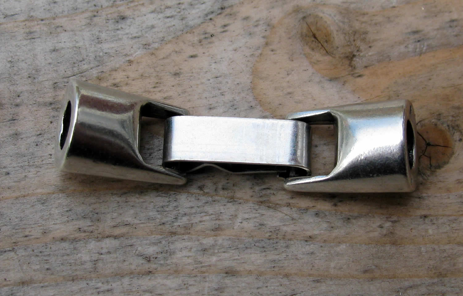 Lås Silverfärgat - Haklås för Runda Band 4,2mm, 1 Set Grekisk Metall