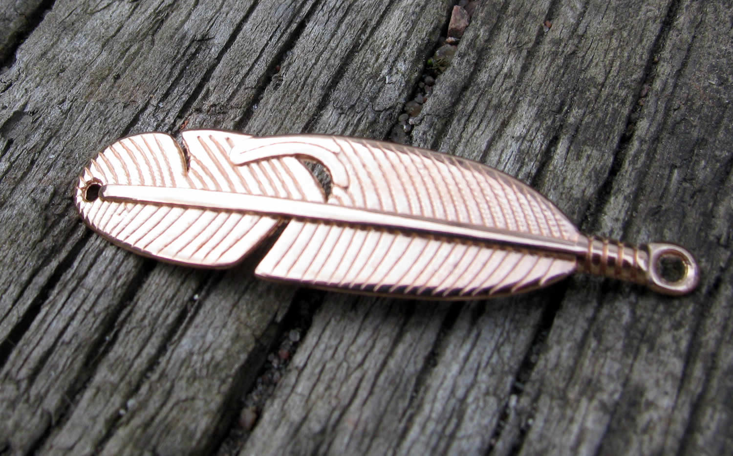 Connector Roséguld färgad - Fjäder 41x11mm 1 styck Grekisk Metall