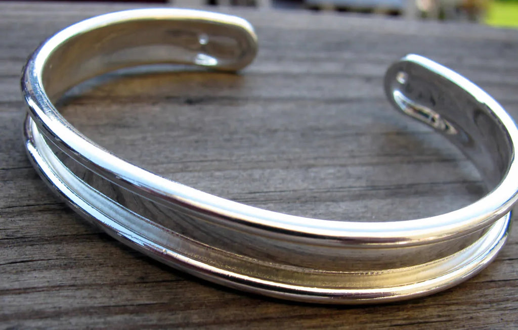 Armbandsstomme Ljustsilverfärgad - Breda platta band 5mm, 1 Styck Grekisk Metall