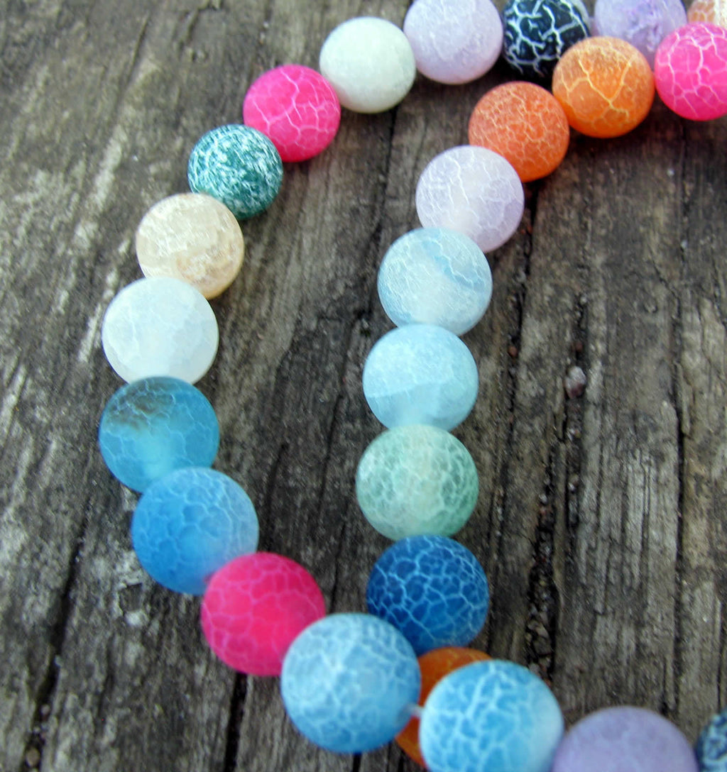 Frostad krackelerad agat - Mixade pärlor, 8 mm 1 sträng Hilmas Pyssel