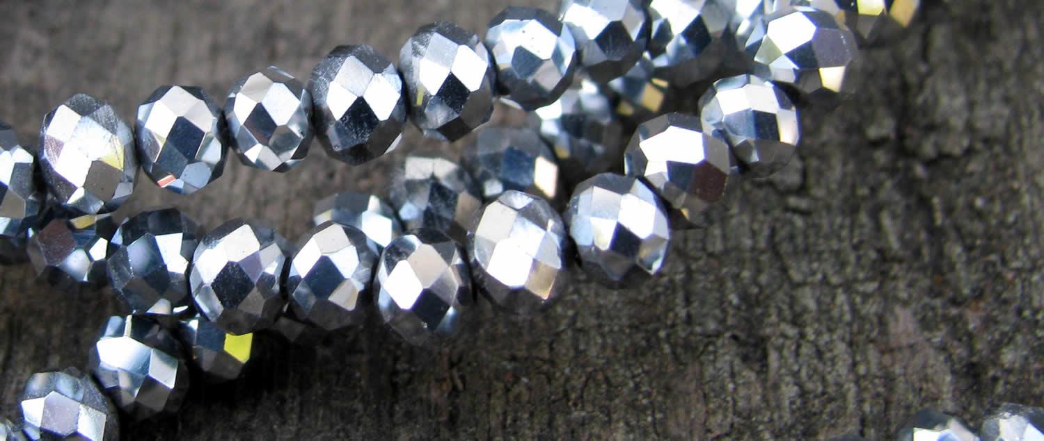 Facetterade glaspärlor - Silver elektropläterade, 4x3mm, 1 sträng Hilmas Pyssel