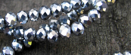 Facetterade glaspärlor - Silver elektropläterade, 4x3mm, 1 sträng Hilmas Pyssel