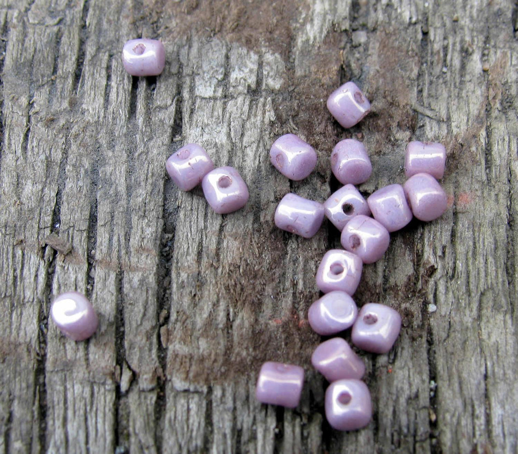 Minos® par Puca® - Opaque Mix Violet/Gold Ceramic Look, 5 gram Les perles par Puca® - Paris