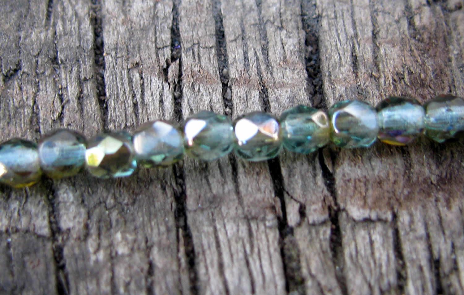 Tjeckiska Firepolish - Aqua Celsian 3 mm, 1 sträng Hilmas Pyssel