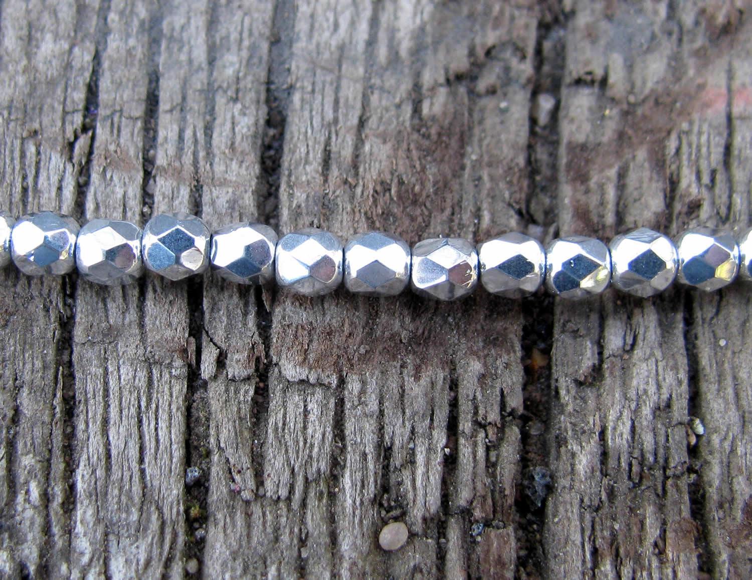 Tjeckiska Firepolish - Silver 3 mm, 50-pack Hilmas Pyssel