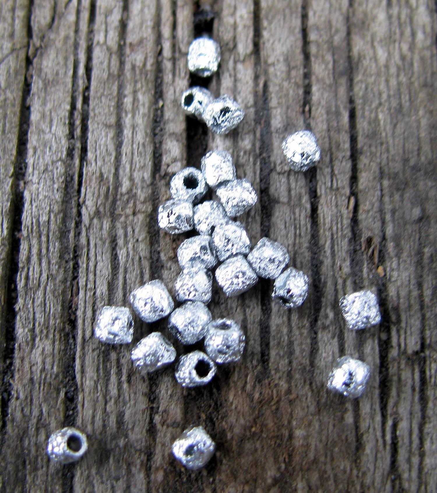 Tjeckiska Firepolish - Etch Full Labrador, True 2 mm 2 gram Hilmas Pyssel