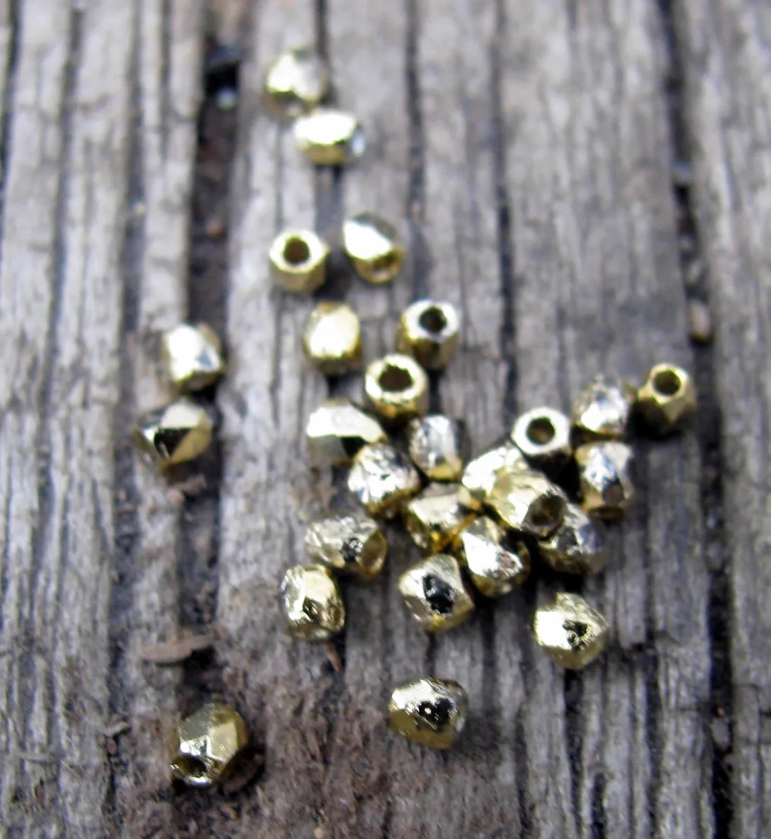 Tjeckiska Firepolish - Etch Full Amber, True 2 mm, 600 stycken Hilmas Pyssel