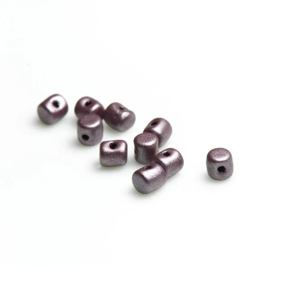 Minos® par Puca® - Metallic Mat Dark Plum, 5 gram Les perles par Puca® - Paris