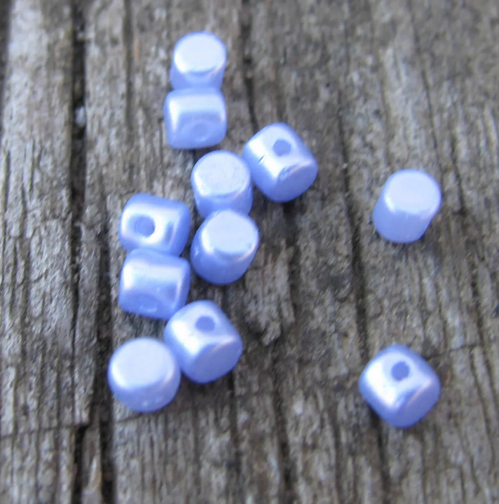 Minos® par Puca® - Pastel Light Sapphire, 5 gram Les perles par Puca® - Paris
