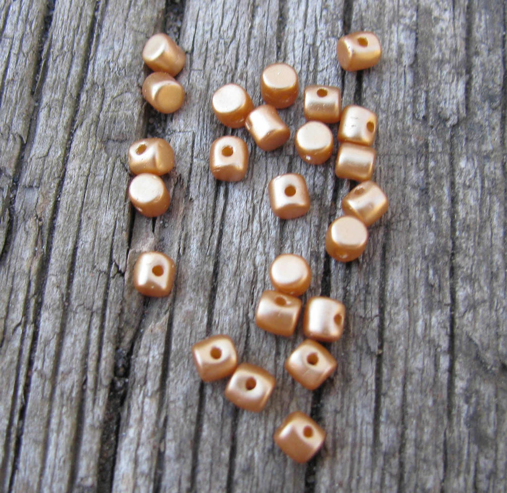 Minos® par Puca® - Pastel Amber, 5 gram Les perles par Puca® - Paris