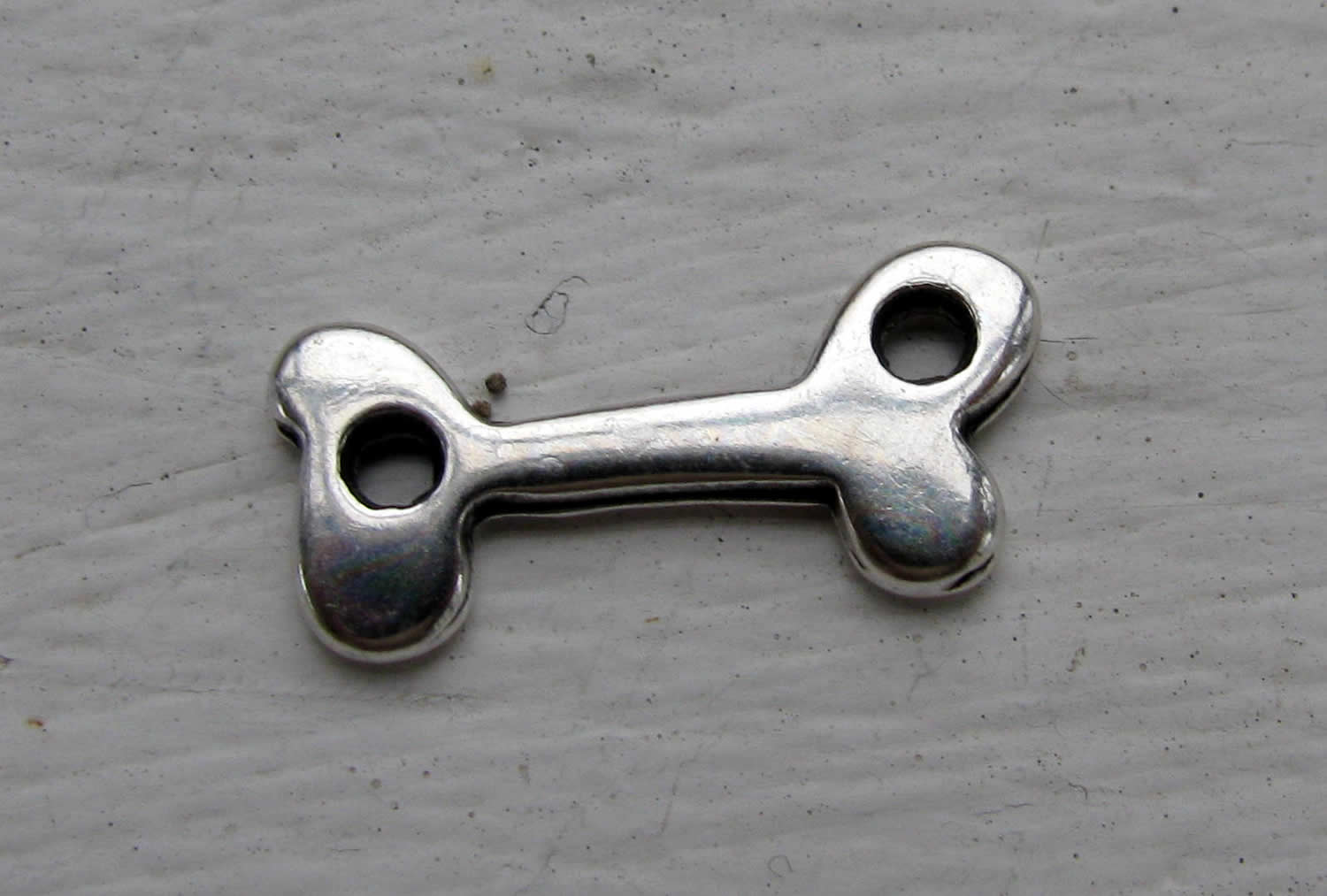 Connector Silverfärgad - Hundben 20x9mm 1 styck Grekisk Metall