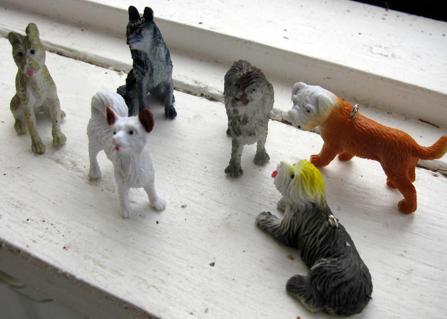 Hänge PVC - Hund Mix 6-pack Grekisk Metall