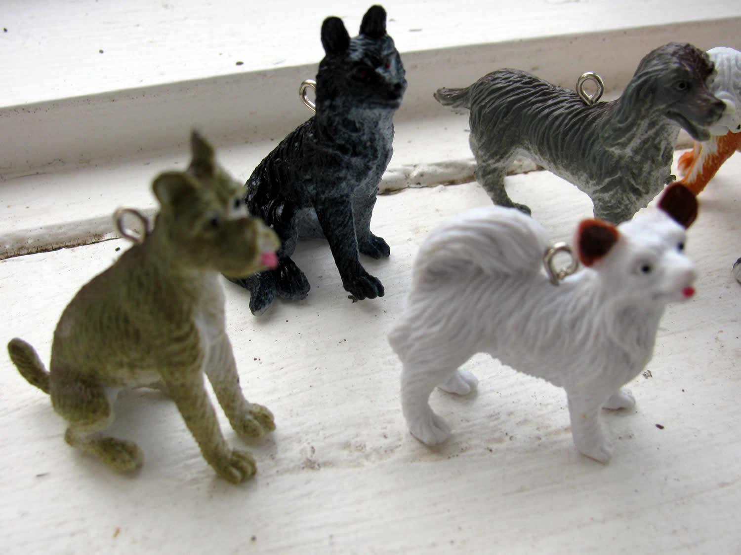 Hänge PVC - Hund Mix 6-pack Grekisk Metall