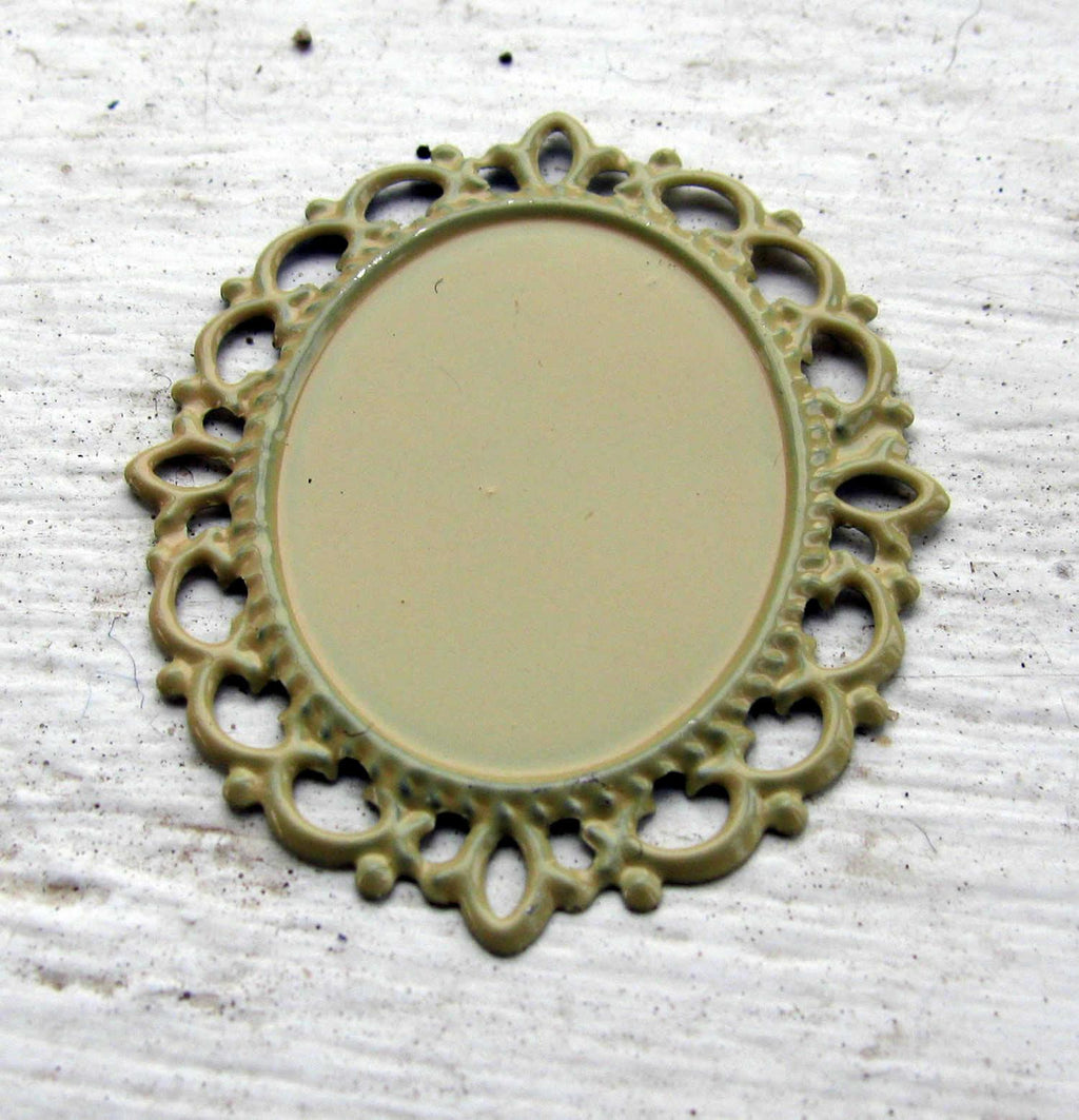 Ramberlock / connector Beige - Stor oval spetsram 25x18mm 1 styck Grekisk Metall
