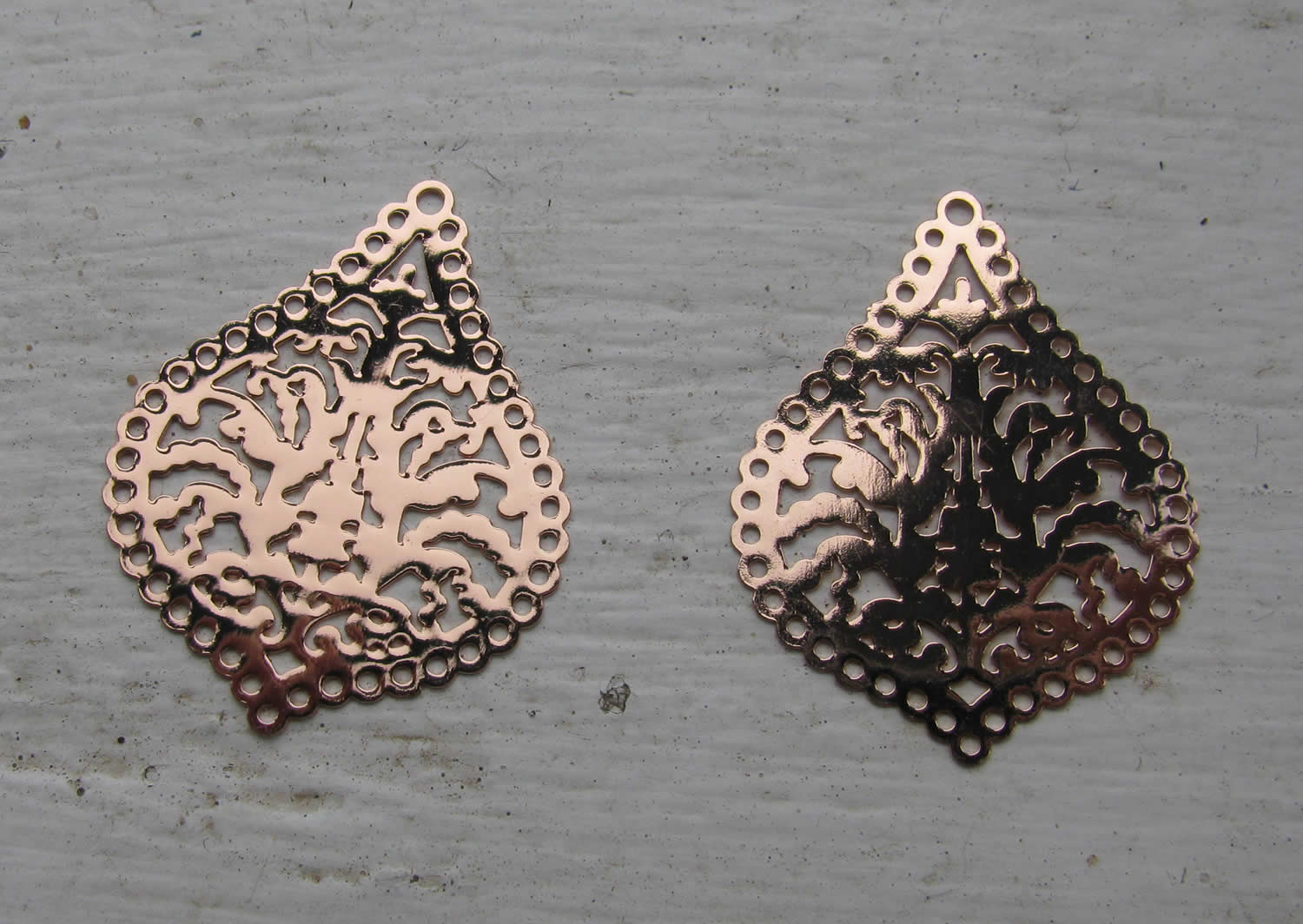 Berlock Roséguldfärgad - Spetsig Droppe 25x21mm, 2-pack Grekisk Metall