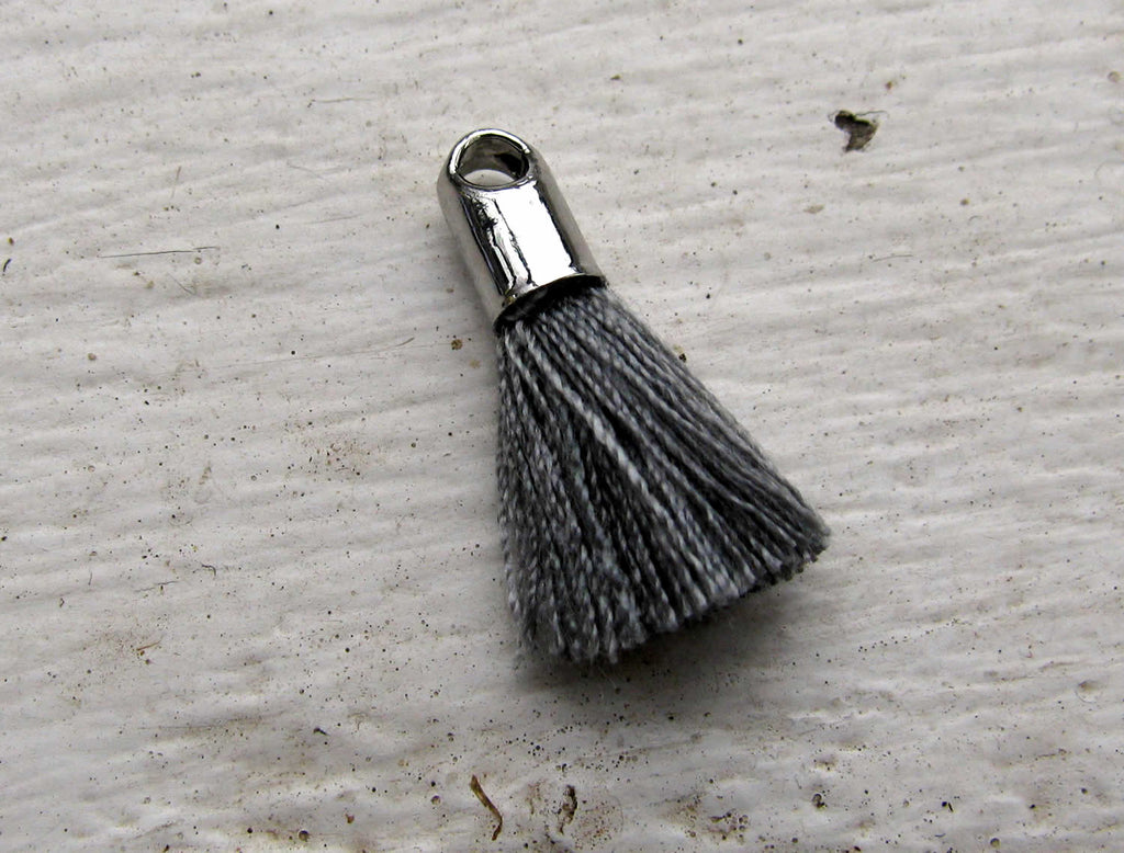 Bomullstofs - Grå 18mm, 1 styck Grekisk Metall