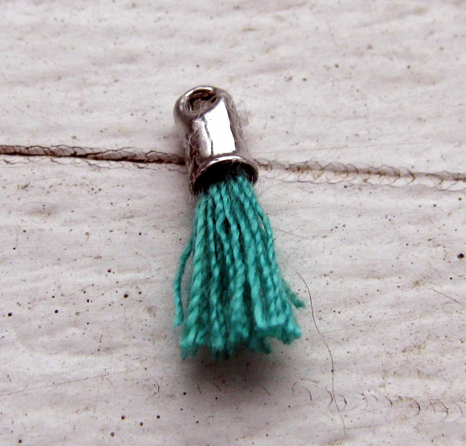 Bomullstofs - Mini Grönturkos / Silver 12mm, 1 styck Grekisk Metall