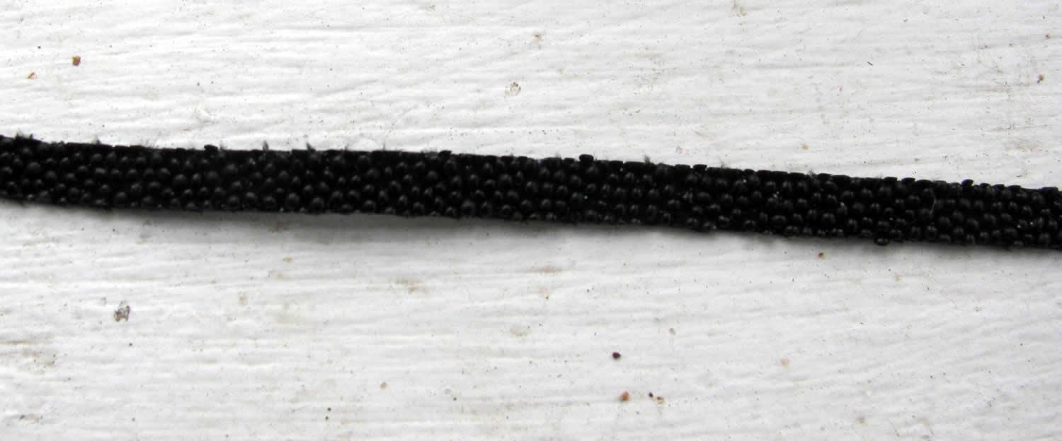 Platt band Caviar - Svart 5 mm Hilmas Pyssel