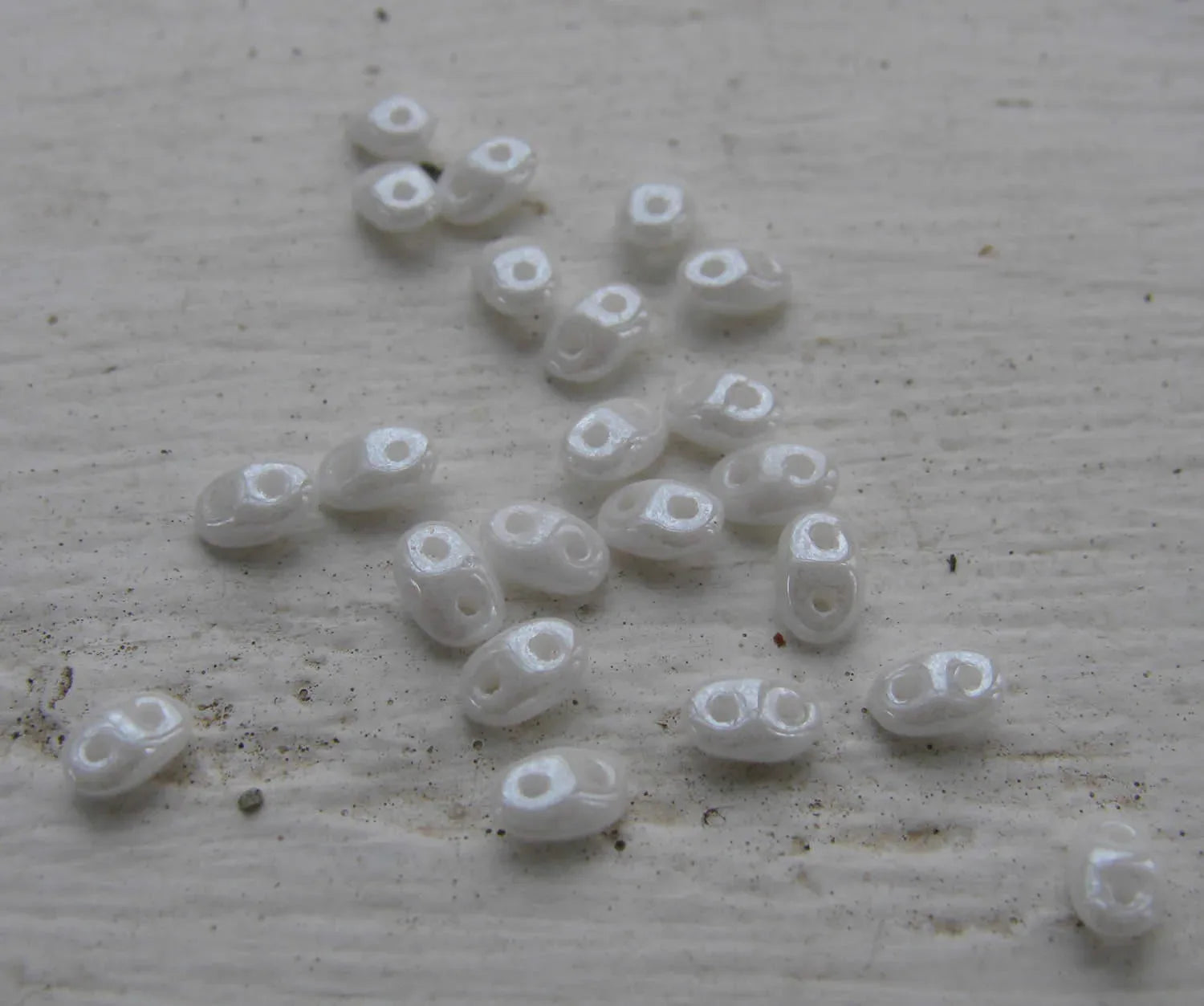 miniDUO - Opaque White Ceramic Look 10 gram Matubo