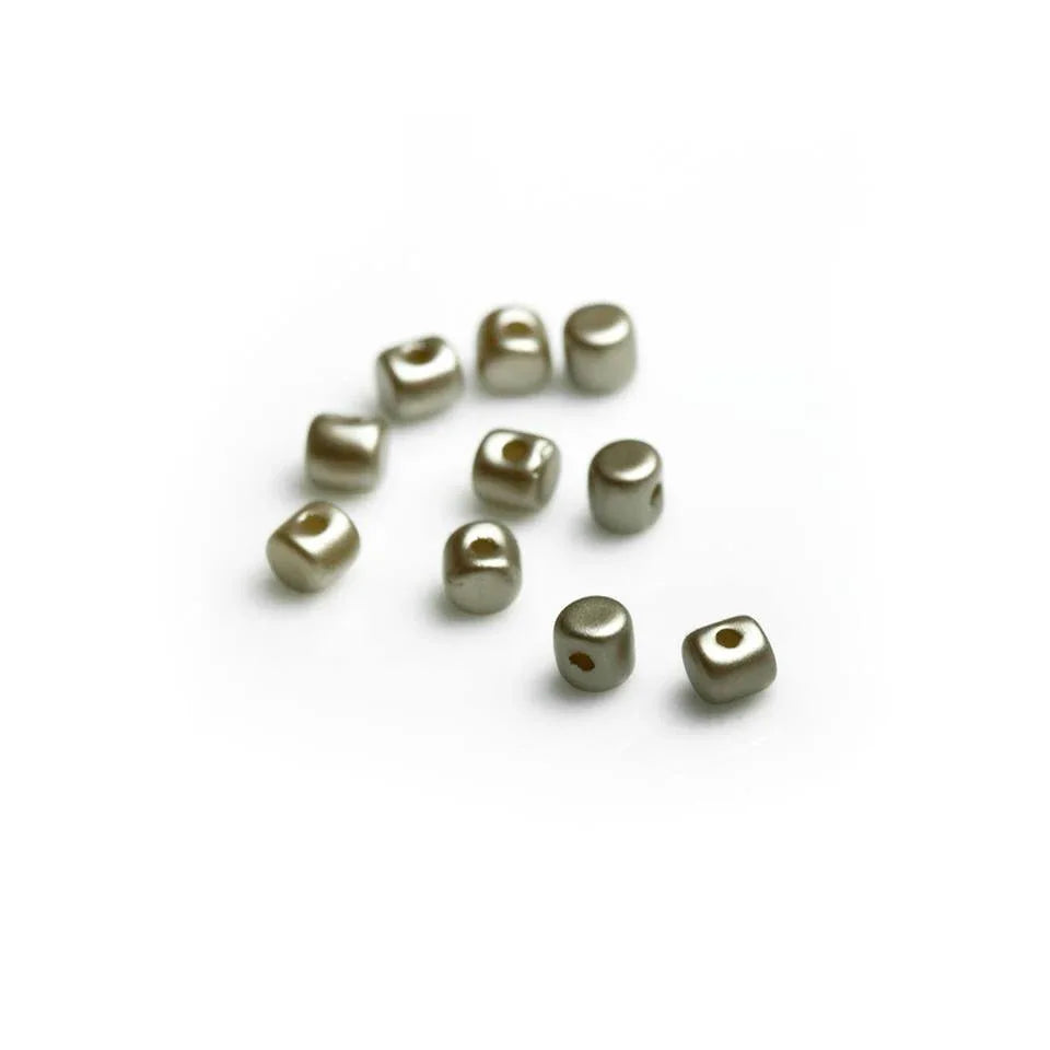 Minos® par Puca® - Pastel Light Brown Cocoa, 5 gram Les perles par Puca® - Paris