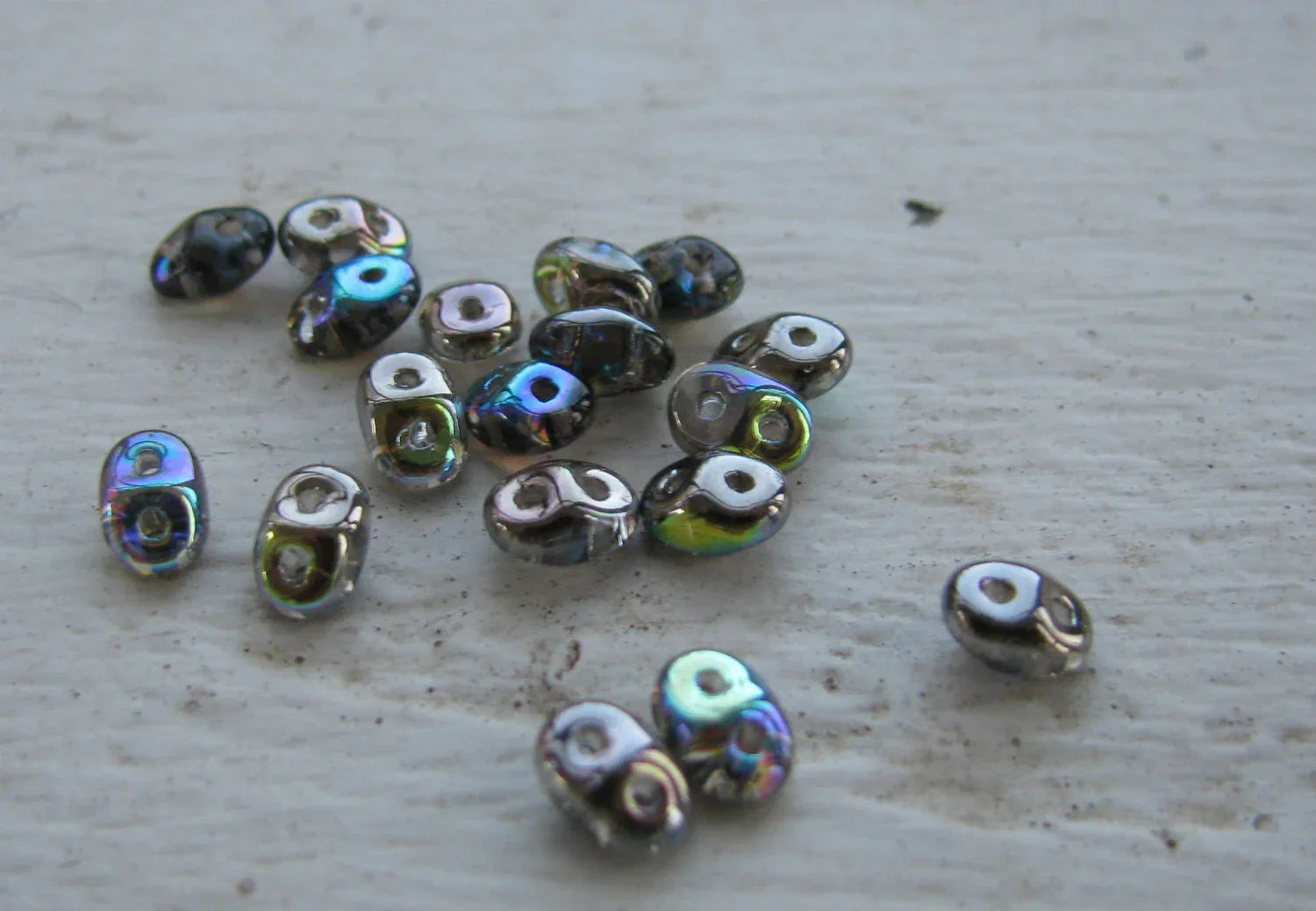 SuperDuo - Crystal Graphite Rainbow, 10 gram Matubo