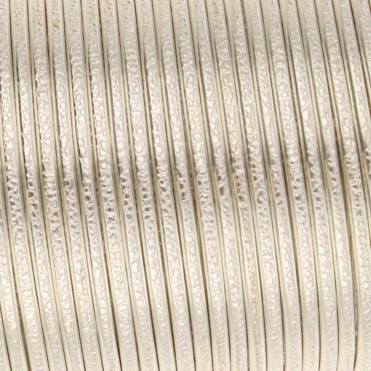 Wire Elements 20 Ga - Non Tarnish silverfärgad halvrund med texture motiv, 1 rulle