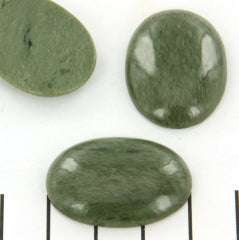 Cabochon Green Quartz - Oval 30x22mm 1 styck