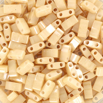 Miyuki Half Tila - Ceylon ligt caramel 5x2,5mm 5gram